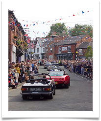 Lymm Transport Day Crowds - Helen Kulczycki